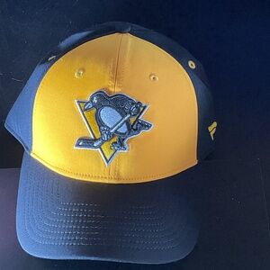 Pittsburgh Penguins "Latitude" Stretch Fit Hat